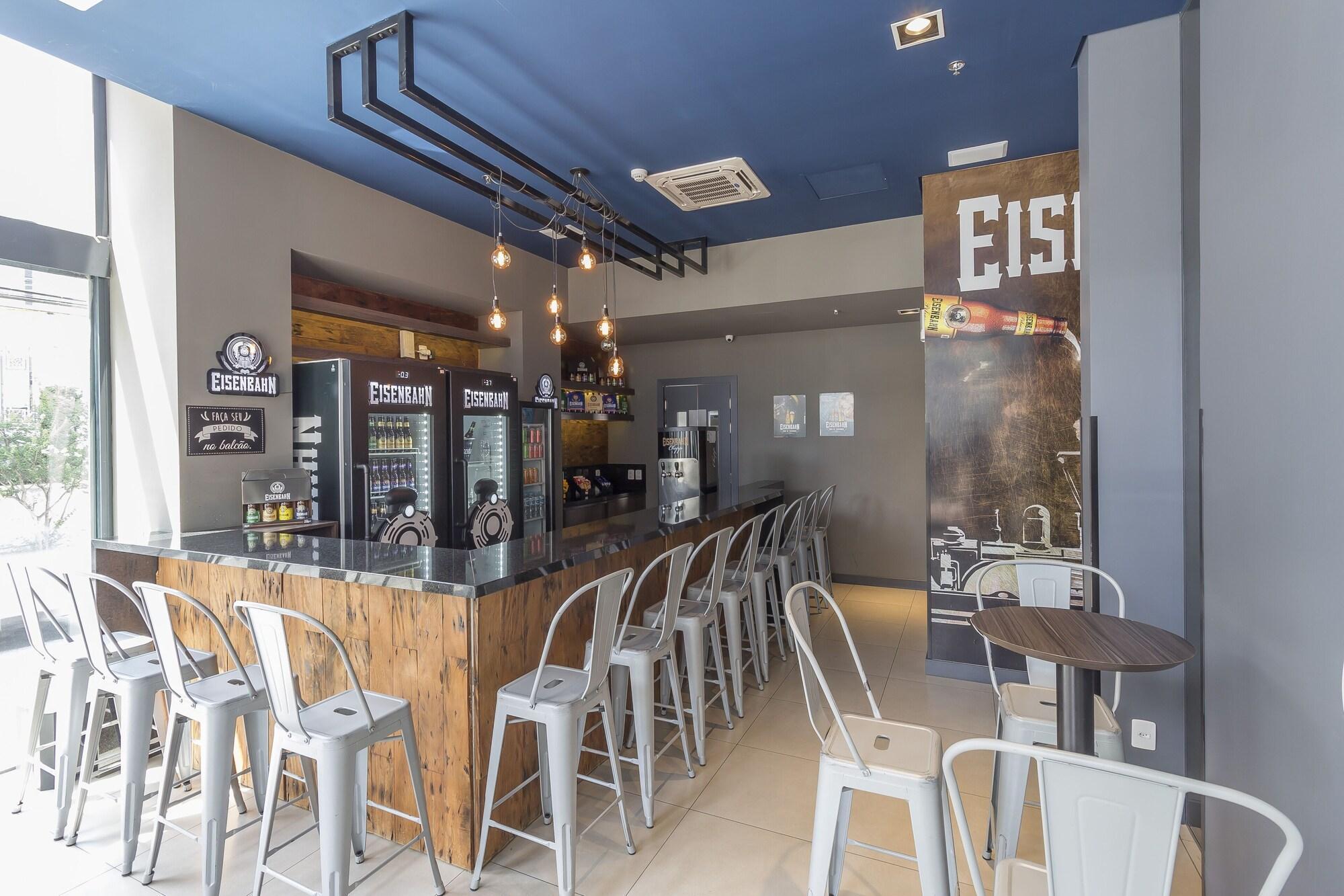 Ibis Budget Блуменау Экстерьер фото