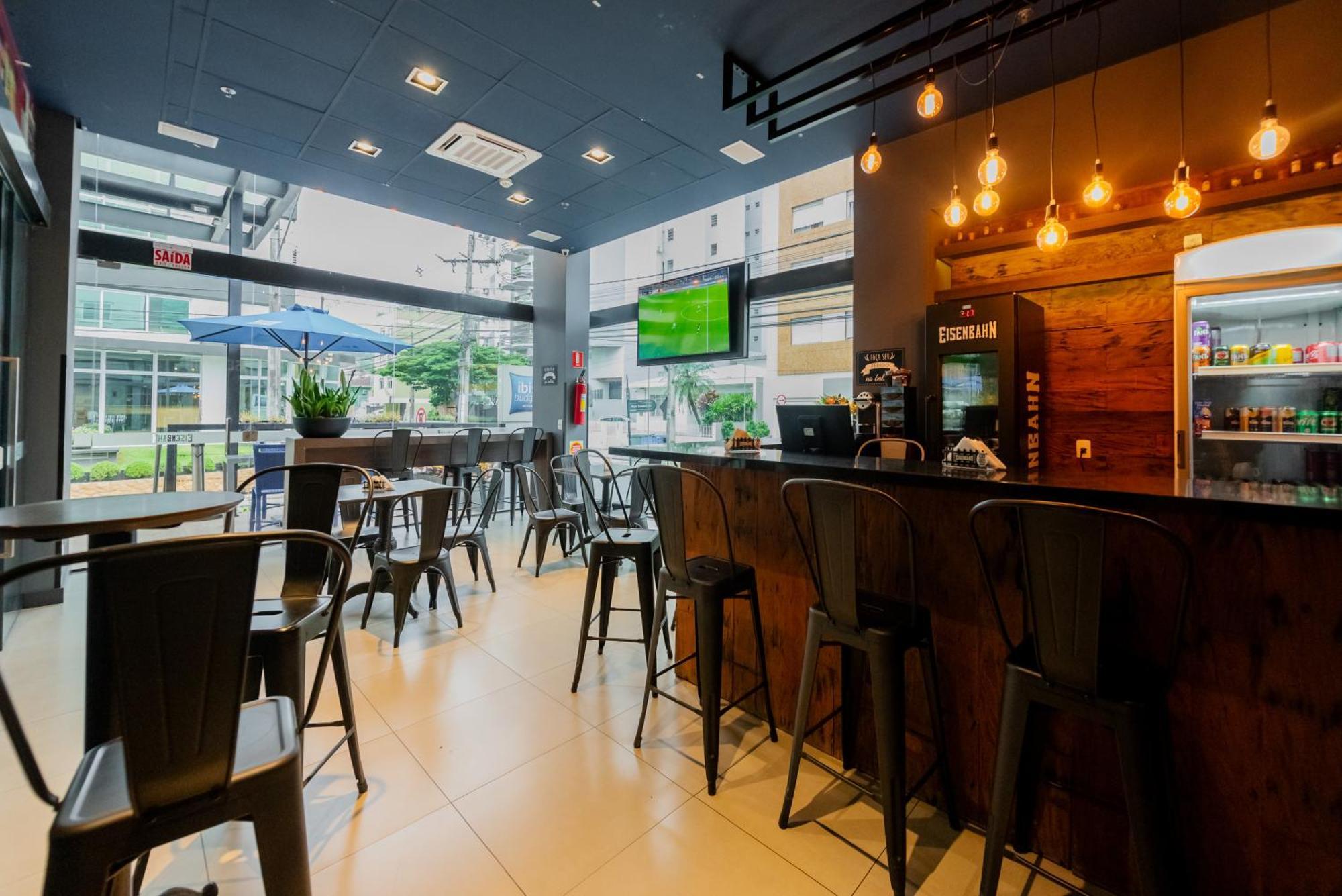 Ibis Budget Блуменау Экстерьер фото