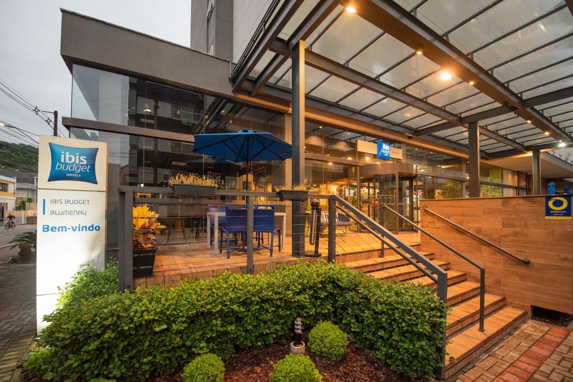 Ibis Budget Блуменау Экстерьер фото